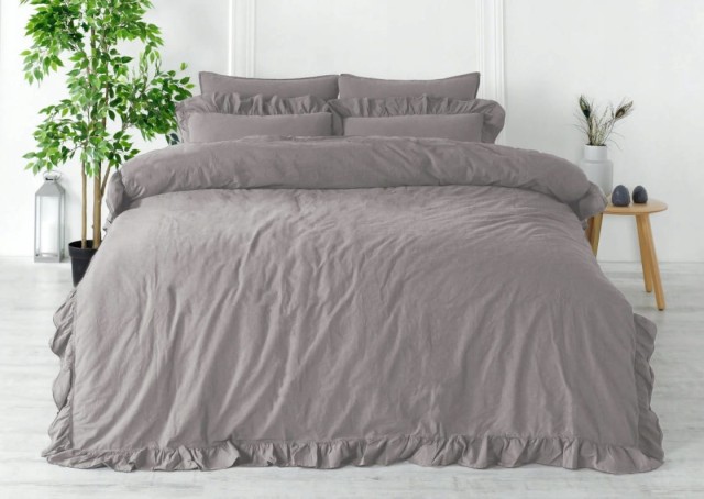 pościel z falbaną 135 x200 cm + poszewka 80 x 80.jpg