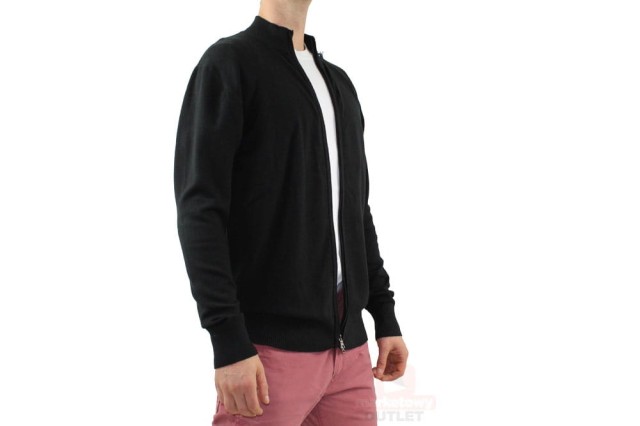 Sweter kaszmirowy czarny.jpg