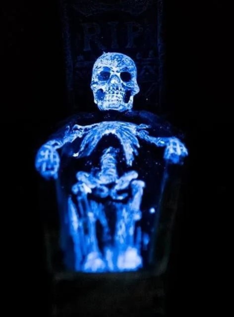 Exo terra poidło flueroscencyjne do terrarium. 2.jpg