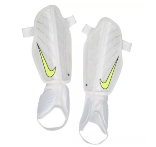 Ochraniacze Nike.jpg