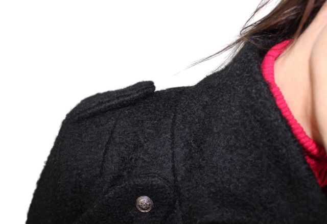 Płaszcz damski czarny rozpinany na jesień 3.jpg