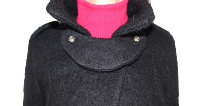 Płaszcz damski czarny rozpinany na jesień 5.png