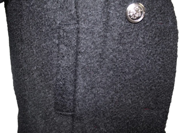 Płaszcz damski czarny rozpinany na jesień 7.png