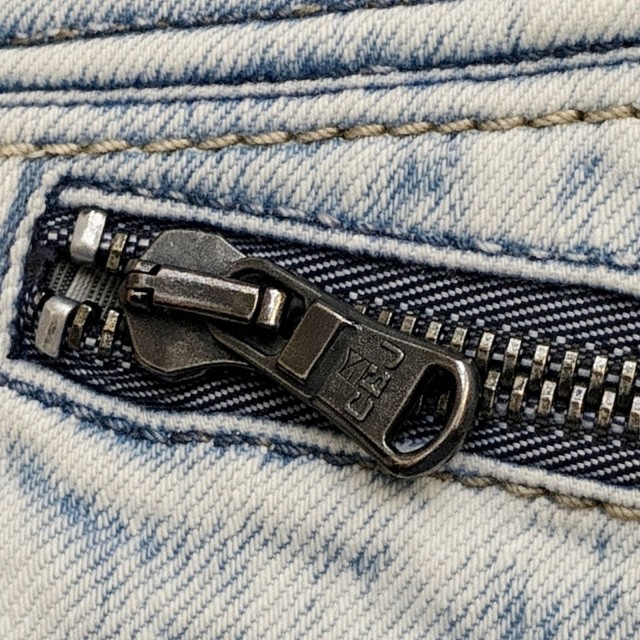 Spodenki męskie krótkie jeansowe C-113 OUTLET Cipo &amp; Baxx 100% bawełna detal zamek