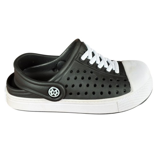 chodaki dziecięce czarne KV BABY antypoślizgowe klapki ogrodowe