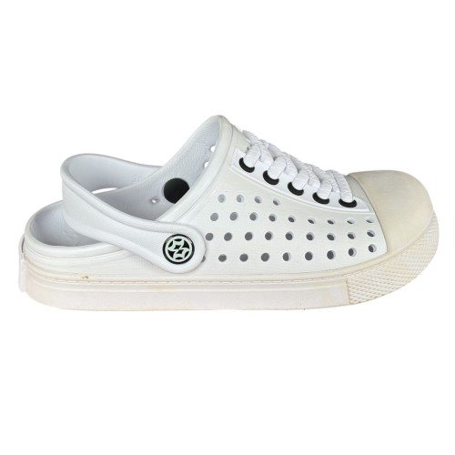 chodaki dziecięce białe KVbabby lekkie antypoślizgowe do wody widok boczny