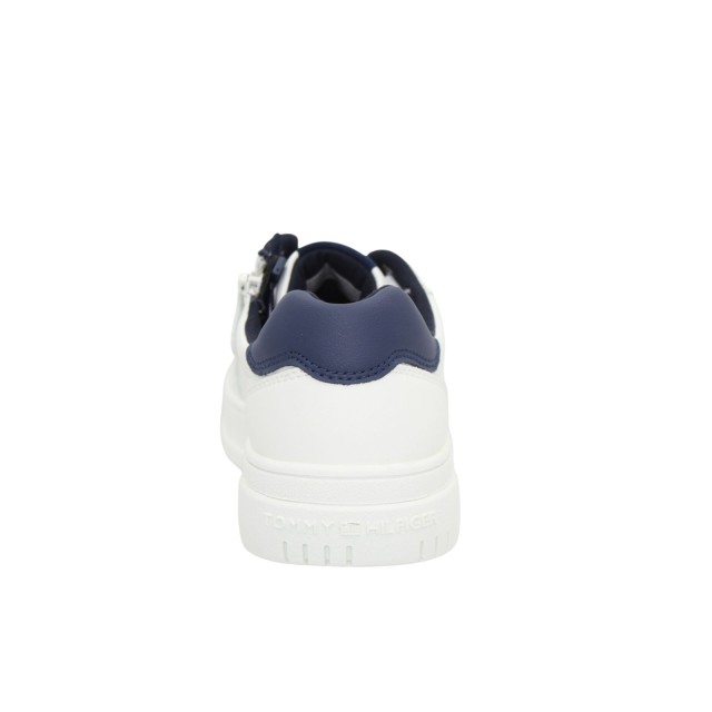Tył sneakersów Tommy Hilfiger Flag Low Cut
