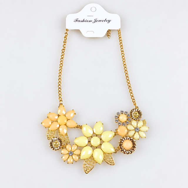 Naszyjnik kwiatowy Fashion Jewelry z żółto-pomarańczową ozdobą