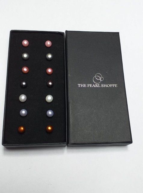 pearl shoppe.jpg
