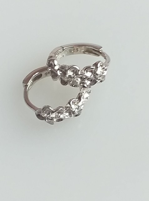 srebrne kolczyki kwiatki 1.jpg