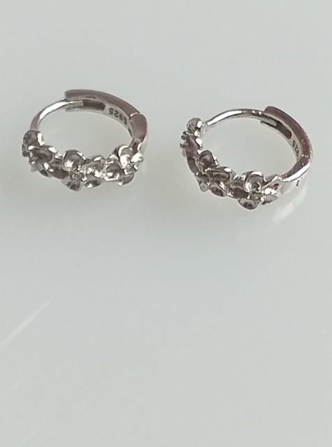 srebrne kolczyki kwiatki 5.jpg