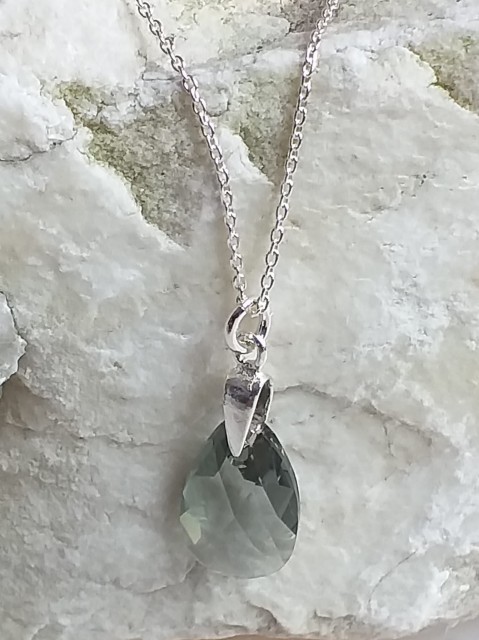 naszyjnik AH ciemny (2).jpg