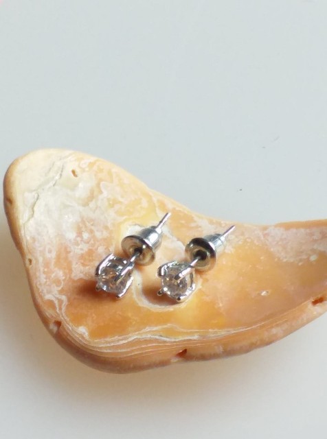 kolczyki srebrne z cyrkonia (3).jpg