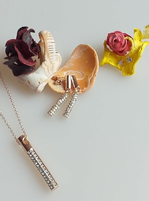 zestaw naszyjnik i kolczyki (9).jpg