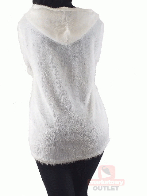 cardigan-biały-1.gif